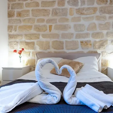 Pelicanstay In Central Paris